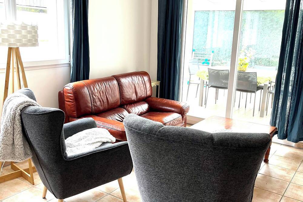 Charming Breton home 800M from the beach in Étables-sur-Mer, Côte de Goëlo