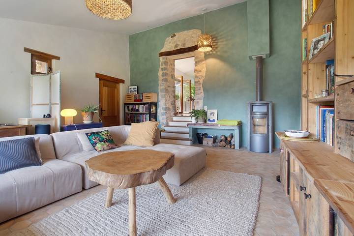 Country house 'La Bergerie du Grand Tilleul' with Mountain View, Private Garden, Wi-Fi