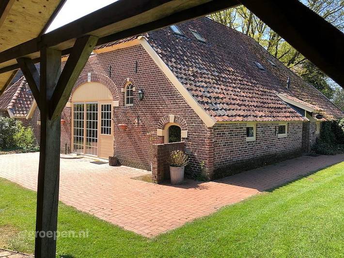 Vakantiehuis voor 20 personen, with Balkon/Terras and Terras as well as Tuin in de Achterhoek