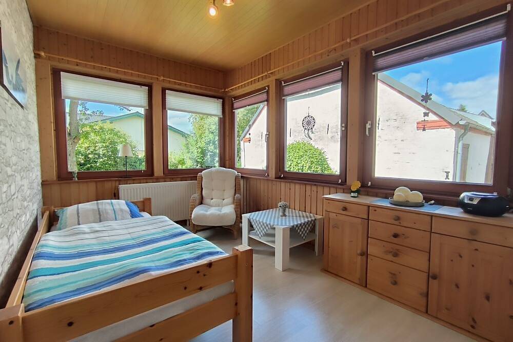 Ganze Wohnung, Clausen, Torsten - Fewo Storchenblick - Ferienwohnung Storchenblick in Sieverstedt, Grünes Binnenland