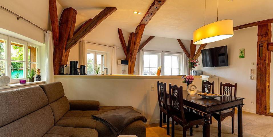 Ferienhaus für 4 Personen, mit Terrasse und Garten sowie Ausblick und Seeblick in Born a. Darß - 3