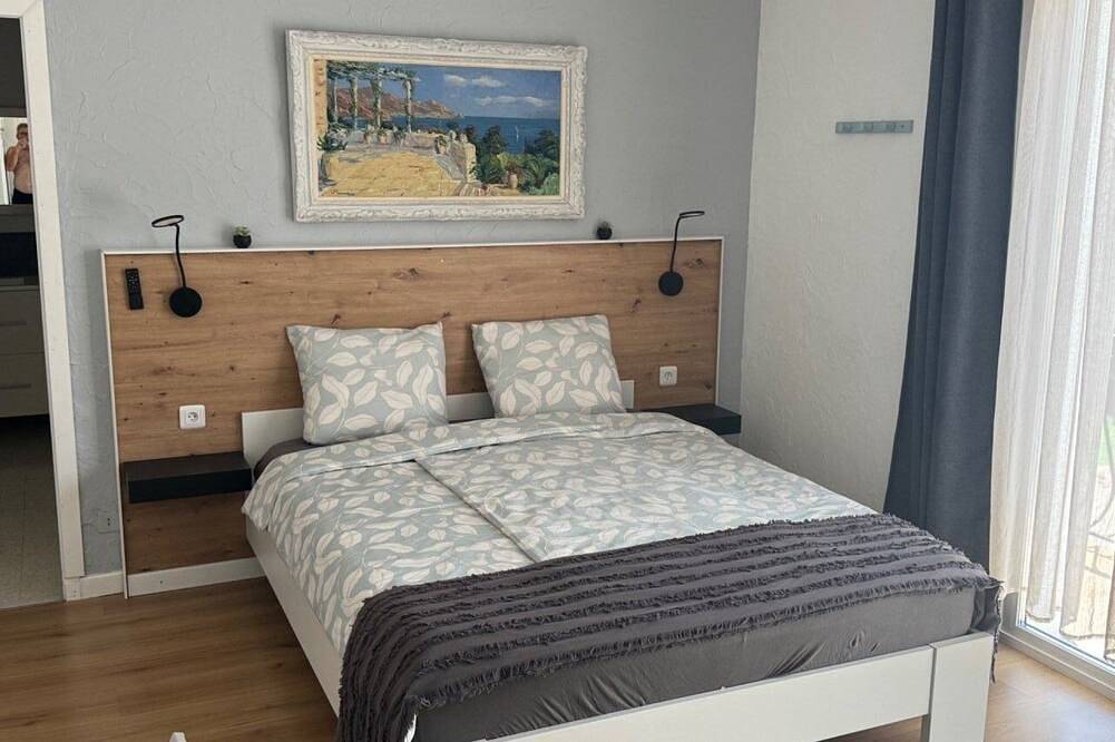 Appartement entier, Double room for 4 guests with 25m² in Castellane in Castellane, Parc naturel régional du Verdon