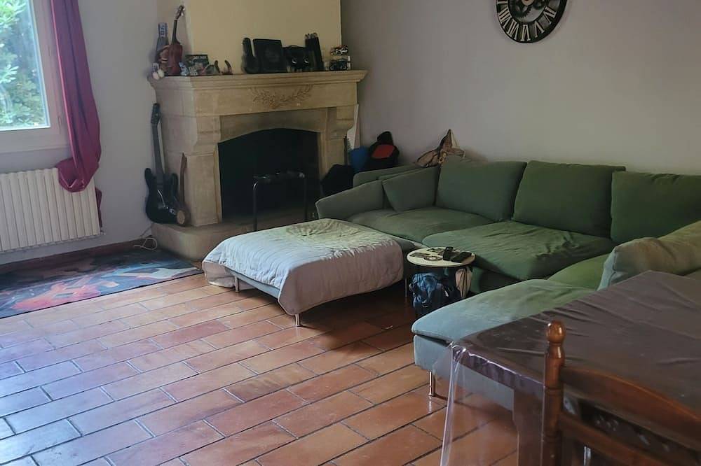 Location été festival d'Avignon  Maison 100m2. Parfait pour être au calme. in Avignon, Vaucluse