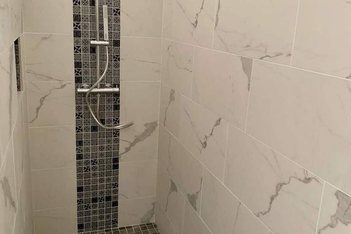 Gîte pour 4 personnes, avec terrasse et jardin, animaux acceptés à Bellegarde - 4