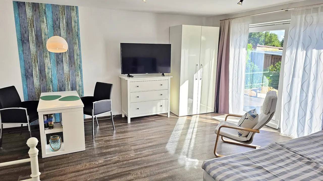 Ganze Ferienwohnung, Ferienwohnung für 3 Personen (35 m²) in Groß Stieten in Groß Stieten, Nordwestmecklenburg (Wismar und Umgebung)