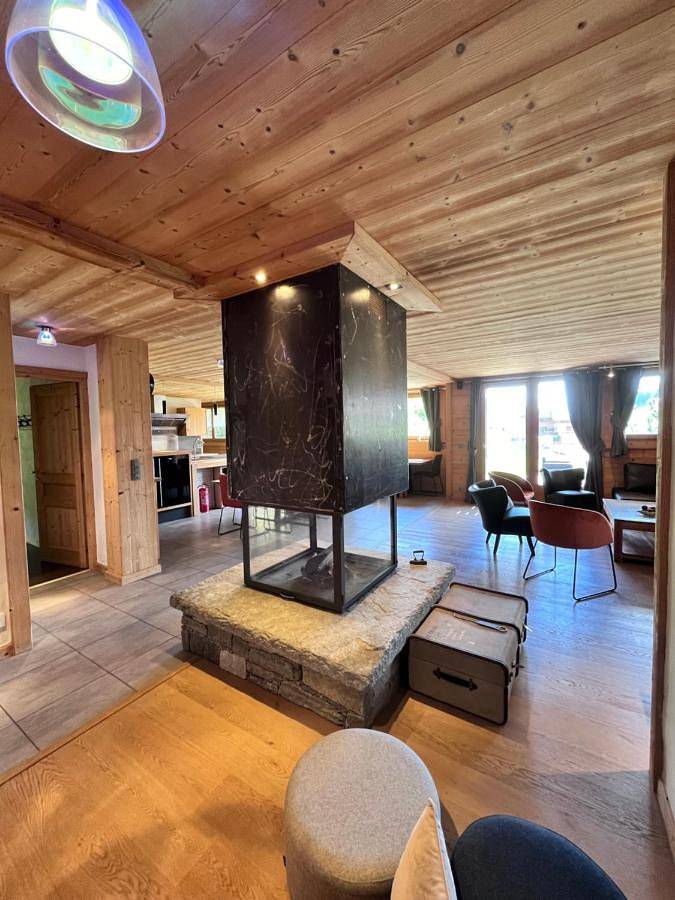 Chambre d’hôte pour 4 personnes, avec jacuzzi et jardin ainsi que sauna et balcon à Les Gets - 2