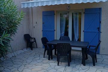 Gîte pour 4 personnes, avec piscine ainsi que terrasse et jardin à Vic-la-Gardiole