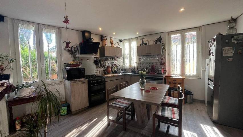 Gîte pour 4 personnes, avec terrasse à Villemolaque - 3