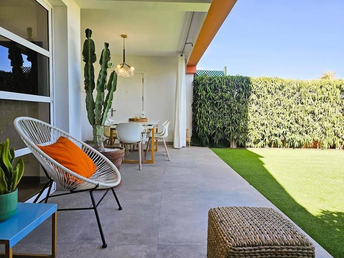 Apartamento para 4 personas, con jardín además de terraza y piscina en Pasito Blanco