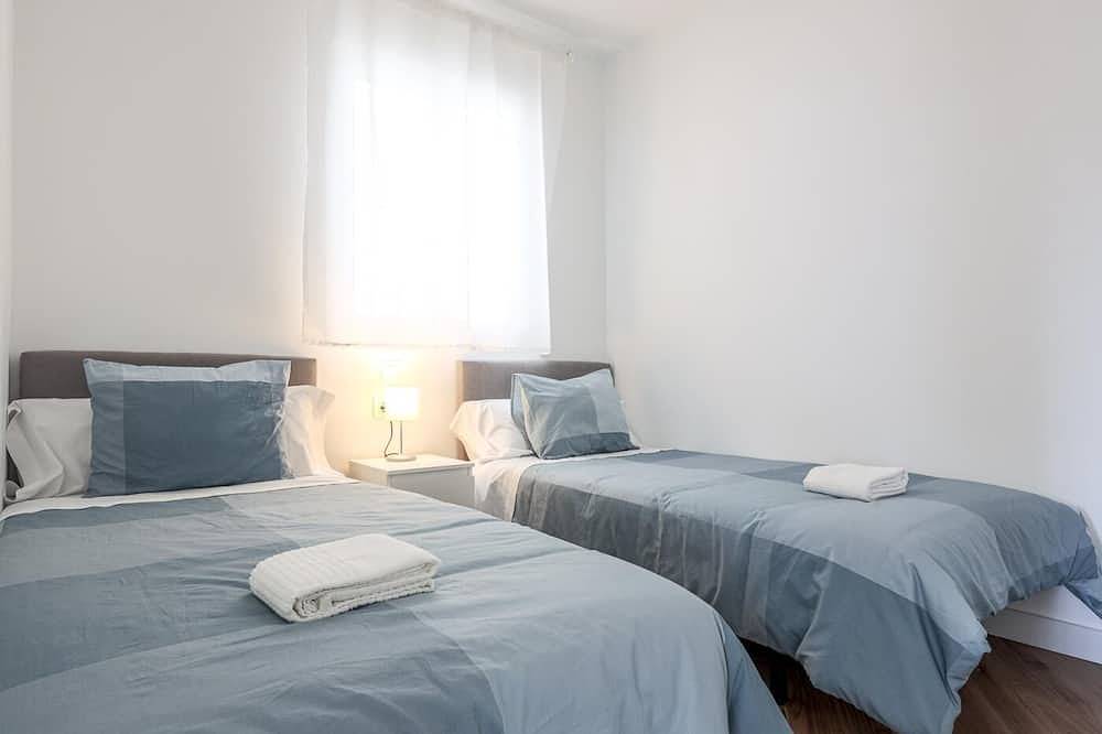Apartamento entero, B-Apt altas calidades 3 dormitorios, 2 baños piscina Algaba - Aral in La Algaba, Provincia de Sevilla