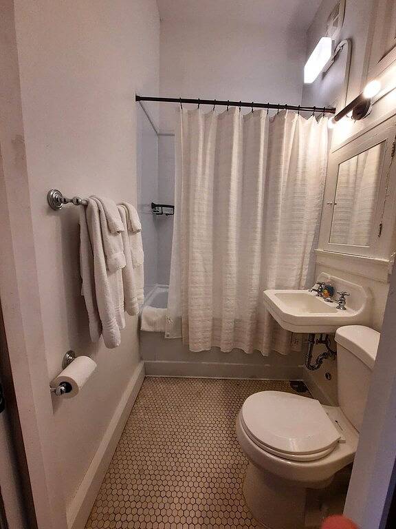 Ganze Wohnung, Ez Check-in and Check-Out, Perfect for a Night Downtown! in Toledo (OH), Eriesee