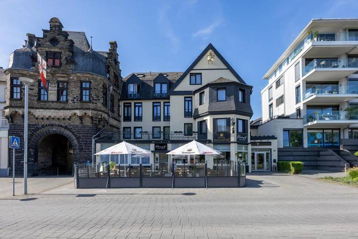 Hotel für 6 Personen, mit Terrasse und Ausblick in Andernach