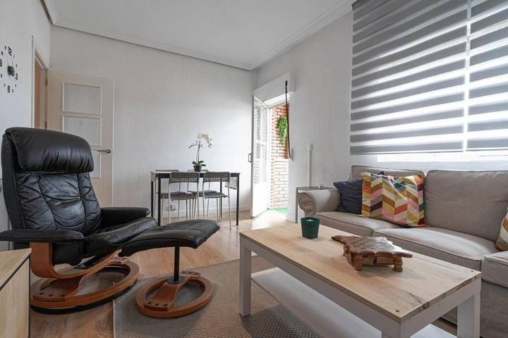 Apartamento de vacaciones para 5 personas, con terraza, Se admiten mascotas - 1
