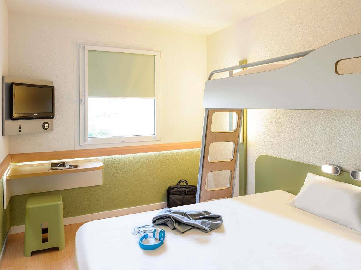 Ibis budget Amberieu en Bugey/Chateau Gaillard A42 in Château-Gaillard (Ain), Belley