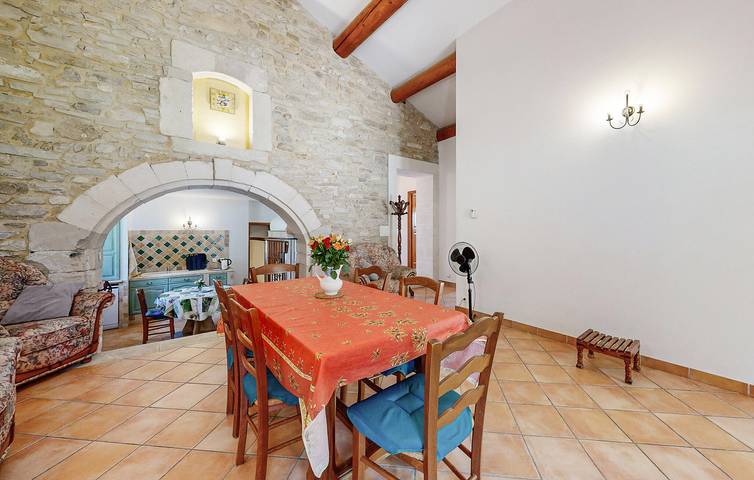 Piscina 97 - Servicios modernos y aparcamiento in Bollène, Vaucluse