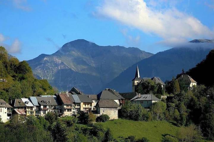 Gîte pour 6 personnes, avec jardin à Le Châtelard - 3