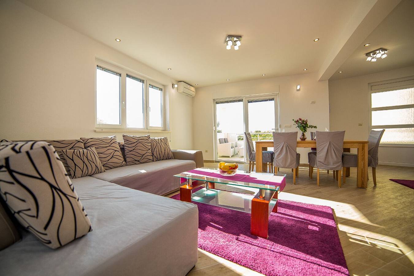 Ganze Wohnung, Apartments Saga 2 in Lokva Rogoznica, Split-Dalmatien