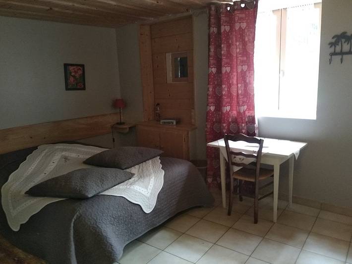 Chambre d’hôte pour 3 personnes, avec jardin dans le Jura - 3