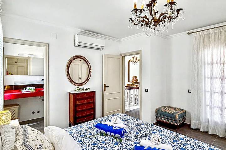Napoleon Villa piscina privada, BBQ, Wifi gratis in Miami Platja, Mont-roig del Camp