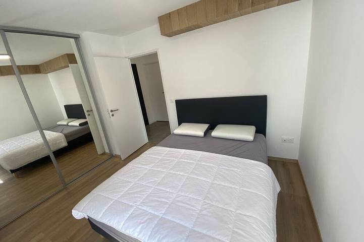 Gîte pour 9 personnes, avec Terrasse et Jardin à Laveissière - 2