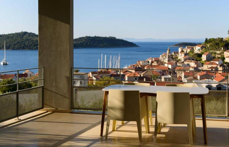 Villa pour 8 personnes, avec vue ainsi que piscine et jardin, animaux acceptés dans Vis - 4