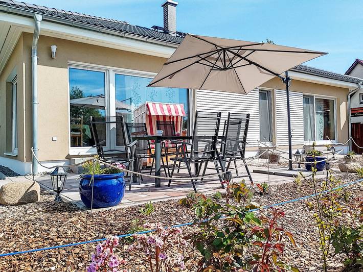 Ferienhaus für 6 Personen, mit Garten und Terrasse in Saal