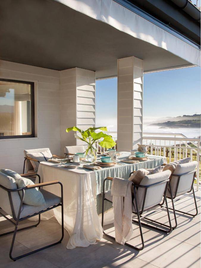 Casa rural para 48 personas, con Balcón y Terraza además de Jardín y Piscina en Oyambre - 4
