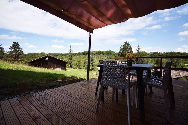 Chalet pour 3 personnes, avec piscine et terrasse, animaux acceptés dans le Lot-et-Garonne - 3