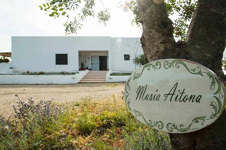 Chambre d’hôte pour 2 personnes, avec Terrasse et Jardin ainsi que Piscine et Vue à Cabanes
