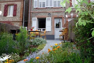 Gîte pour 4 personnes, avec jardin et terrasse à Yport