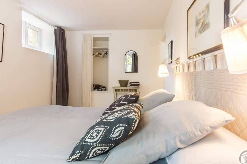 Encantadora casa renovada cerca de playas con jardín privado in Rauville-la-Bigot, Côte de la Déroute