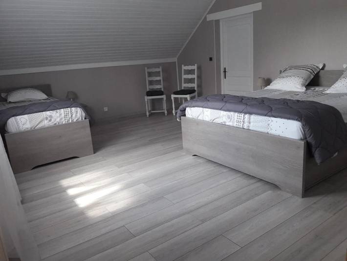 Location de vacances pour 4 personnes, avec jardin et vue à Clairvaux-les-Lacs - 3