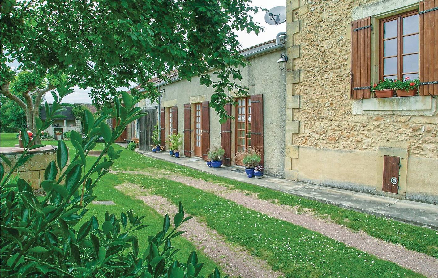 Saint-Agne Appartement avec piscine et parking in Saint-Agne, Périgord Pourpre