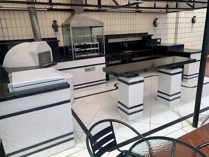 Vakantiewoning voor 16 personen, with whirlpool and balkon as well as tuin in Brazilië