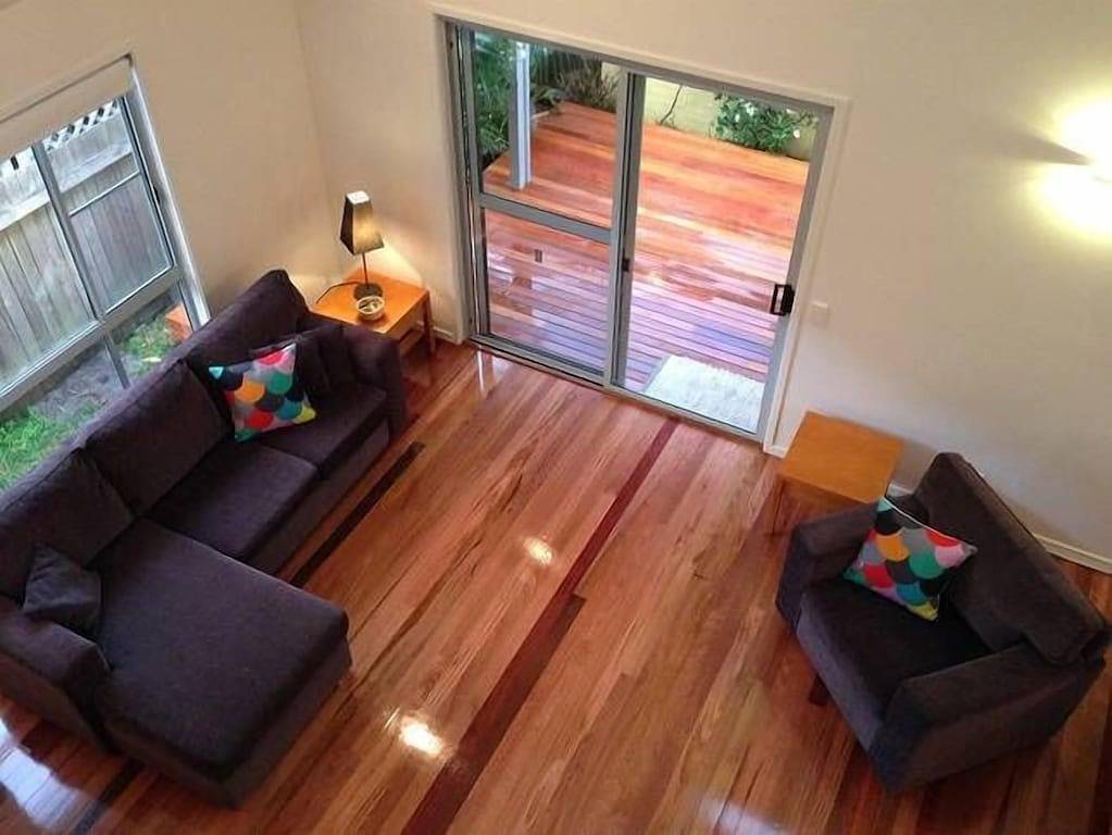 Beachbreak Boomerang in Boomerang Beach, New South Wales