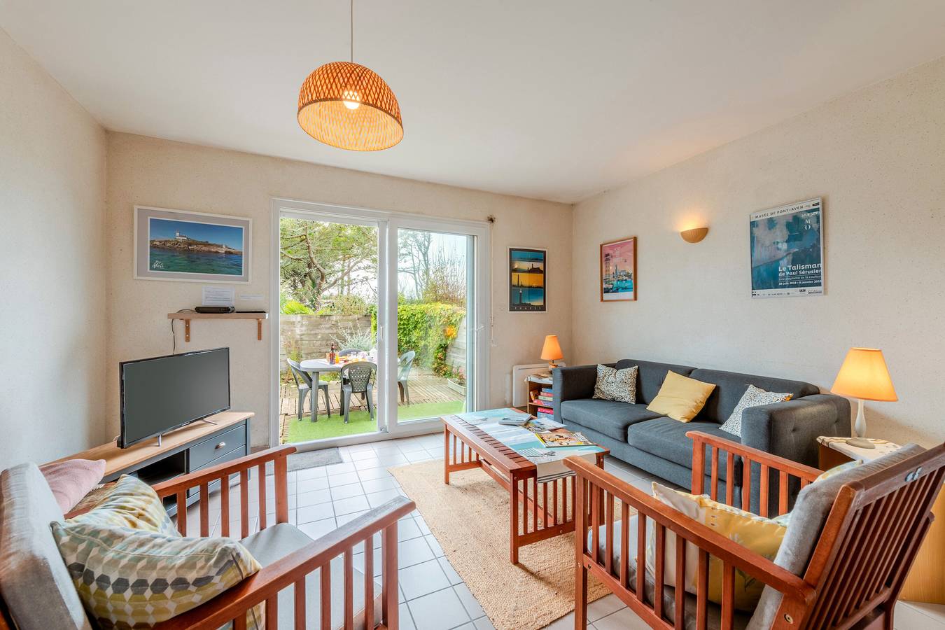 Maison de Vacances 'Ty Per - Les Gîtes Marins Des Abers' avec Vue sur Mer, Terrasse Privée et Wi-Fi in Plouguerneau, Région de Brest