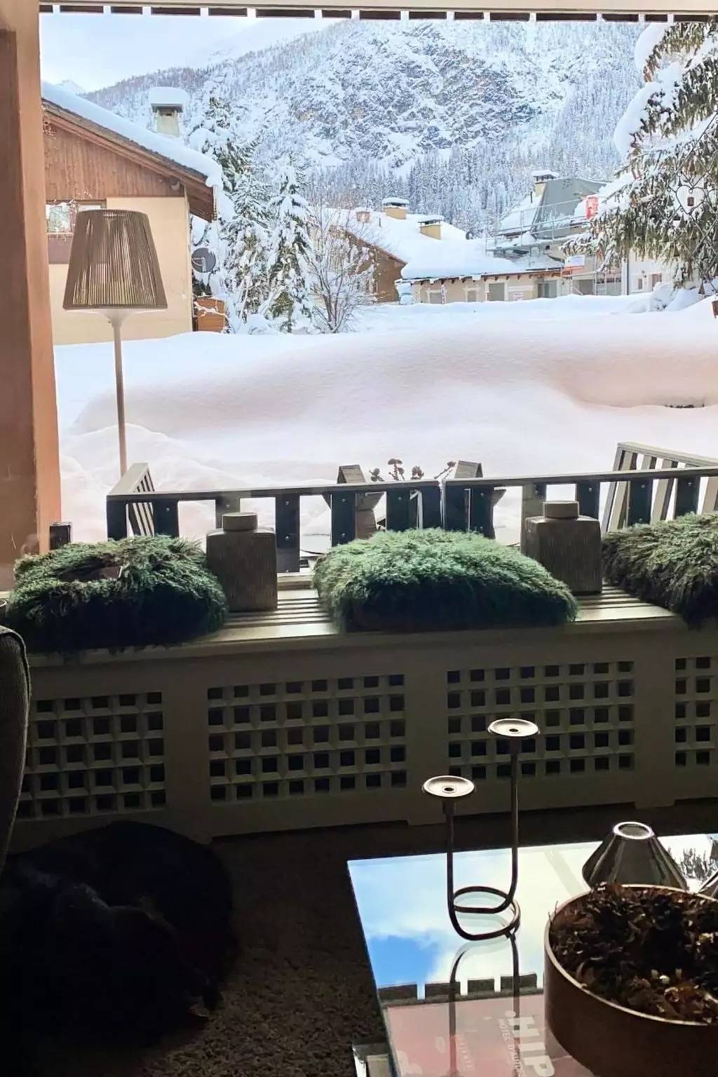 Ganze Wohnung, 6 Zimmer 4 Personen in La Punt-Chamues-ch, Sankt Moritz