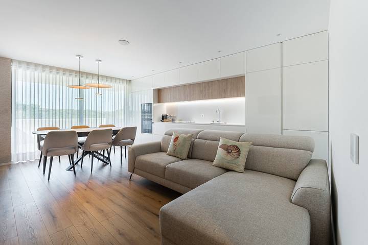 Gîte pour 4 personnes, avec terrasse et piscine à Apúlia - 2