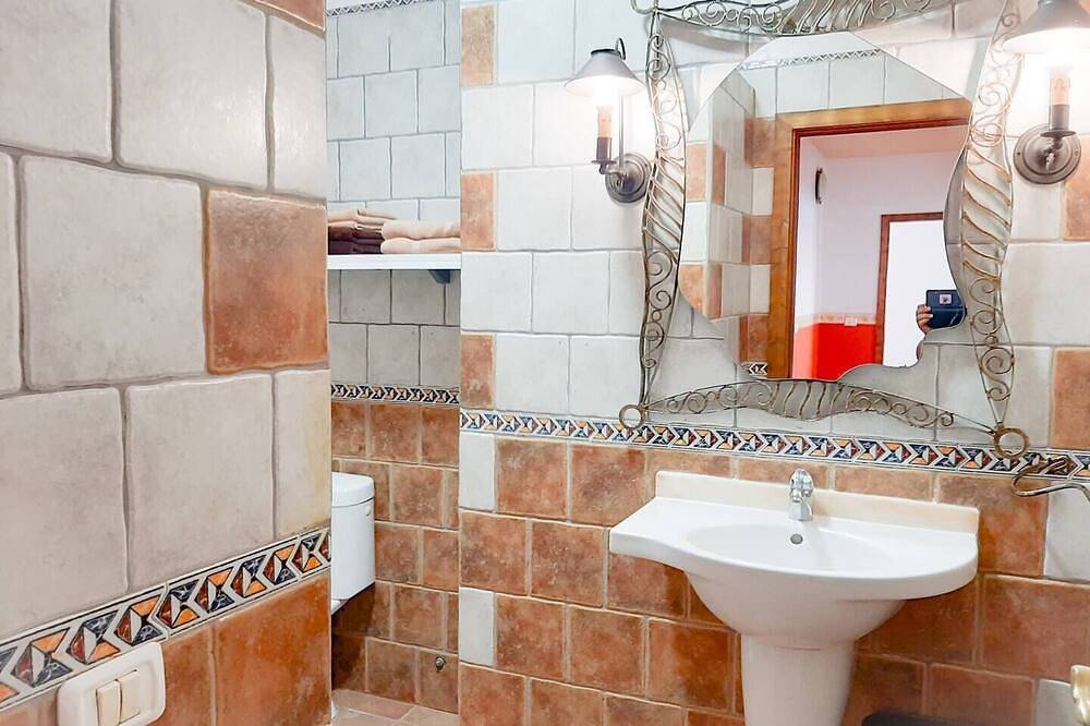 Tenerife On The Sea, 6 People, Optical Fiber. in Las Galletas, Arona