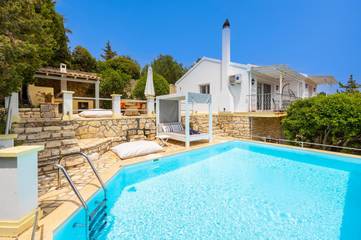 Villa pour 3 personnes, avec vue sur l’océan ainsi que terrasse et jardin dans Paxos