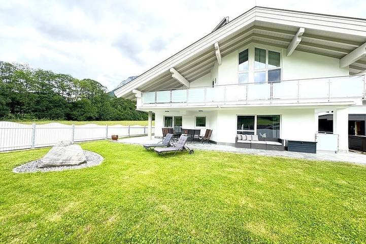 Ferienhaus für 10 Personen, mit Sauna und Garten sowie Balkon