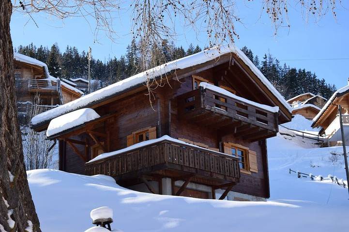 Chalet pour 9 personnes, avec balcon et jardin - 1