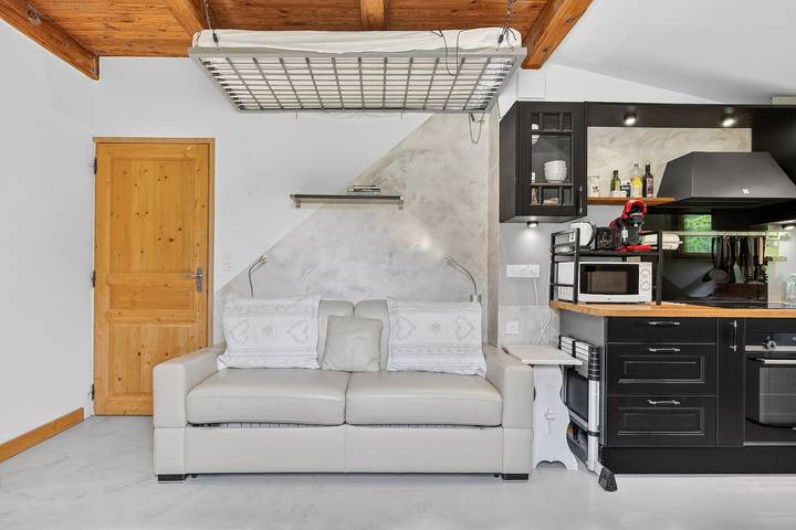 Studio entier, Gîtes Noryema: Aspre, studio cosy et fonctionnel 16m2, jardin commun au bord du Var, Tres calme in Entraunes, Région de Nice