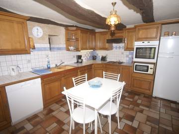 Maison De Vacances pour 6 Personnes dans Muret-le-Château, Massif central, Photo 1