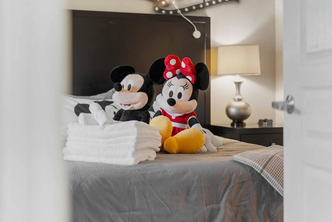 Apartamento entero, Disney Epic & Seaworld * King & Queen Free shuttle in Condado de Orange (FL)
