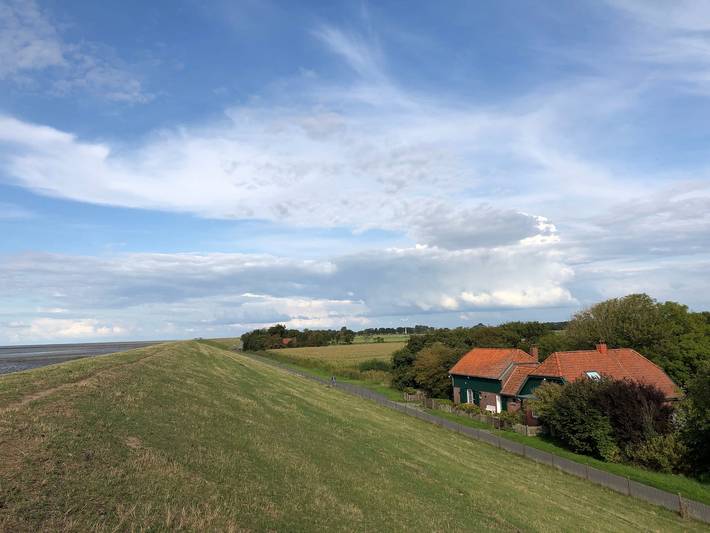 Landhaus "Deichhof" in Tossens direkt am Deich / am Meer aus dem Jahr 1843 in Butjadingen, Wesermarsch