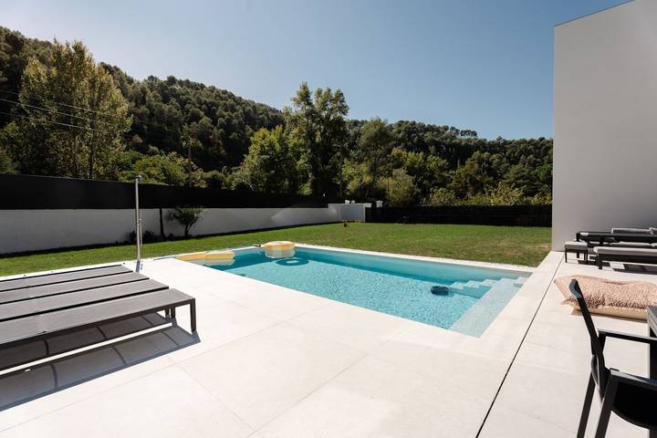 Villa pour 8 personnes, avec jardin et terrasse