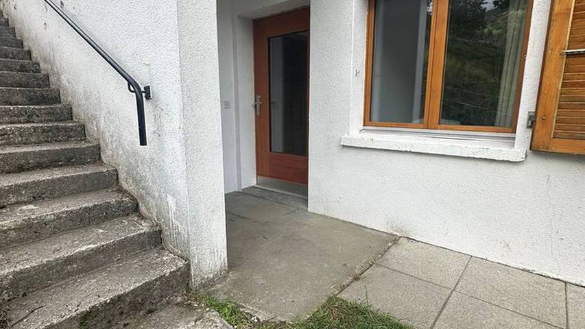 Ferienwohnung für 5 Personen, mit Garten und Ausblick in Grengiols