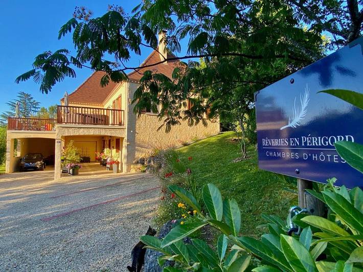 Chambre d’hôte pour 2 personnes, avec jardin ainsi que terrasse et piscine à Sarlat-la-Canéda - 2