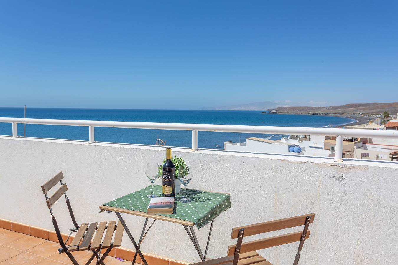 Appartement aan het strand van Tarajalejo, foto 13